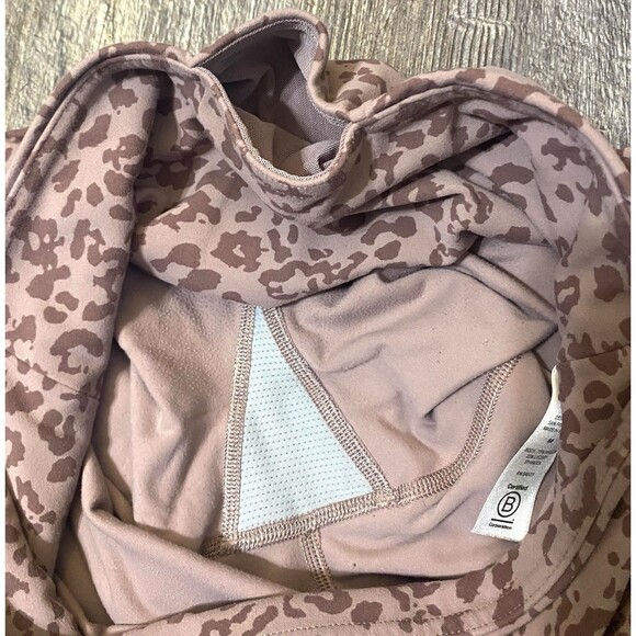 Athleta Elation Ultra High Rise Tight Leopard Mauve Pink Medium Leggings Yoga - Picture 5 of 12